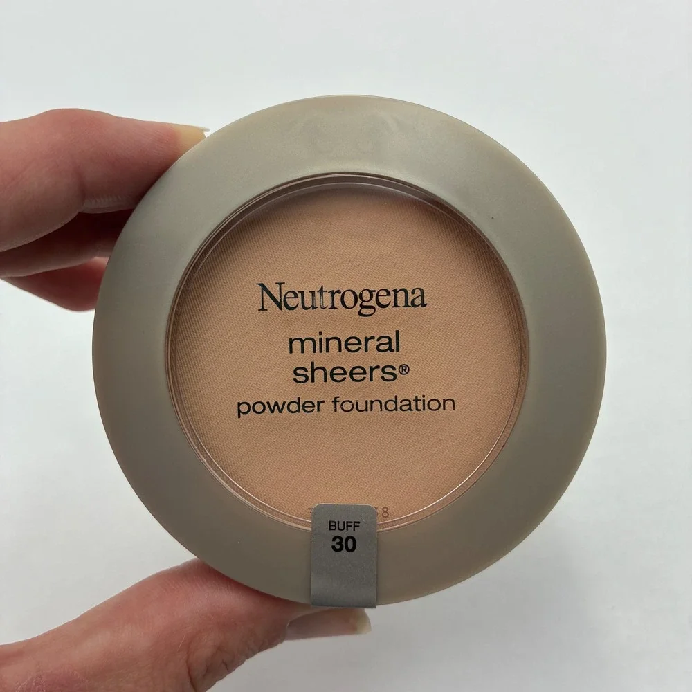Neutrogena Mineral Sheers Powder Foundation Buff 30 Oil-Free 0.34oz New